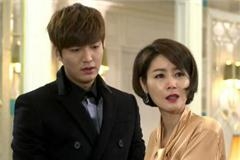 继承者们金叹妈妈美炸了 50岁竟年轻漂亮成这样