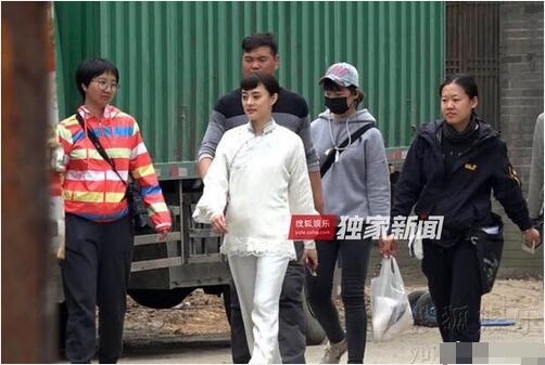 孙俪否认怀第三胎表示很受伤：我晚上只吃红豆粥来保持体型