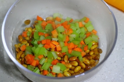 凉拌黄豆的做法步骤4