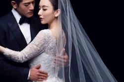 郭富城与方媛婚礼首亮相 传新娘已怀孕2个月且是