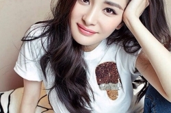 楊冪王者榮耀成網癮少女 鹿晗太沉迷想要全皮膚