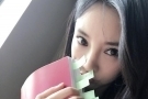 李小璐咽喉炎发作好委屈 发微博吐槽台词太多