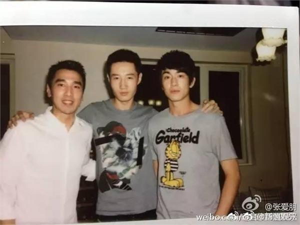 白百何疑似出轨对象起底：打爆网红女友胸 与baby佟丽娅亲密