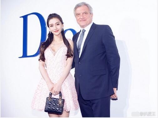 厉害了！baby拿下迪奥中国区首个品牌大使 秒杀一众小花