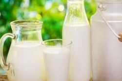 怎样喝牛奶好，不要空腹喝牛奶！