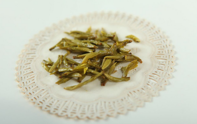 龙井的功效与作用 西湖龙井是红茶还是绿茶