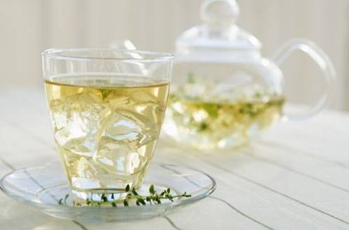 槐花茶的功效与作用 如何自制槐花茶
