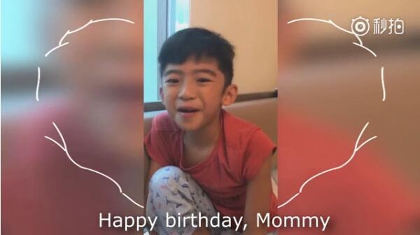 张柏芝生日两个儿子送祝福 就连罕见露面的爸妈都出镜了