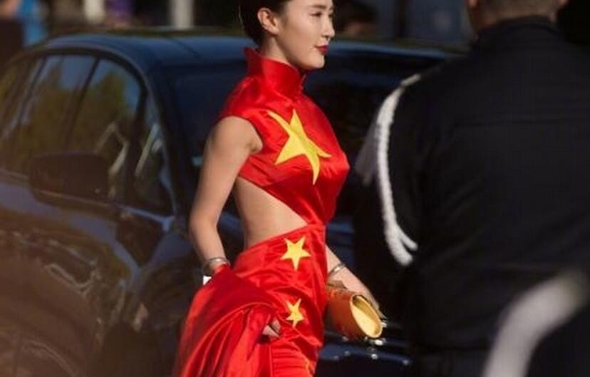 18线女星戛纳抢镜