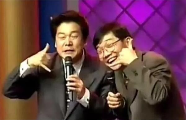 他在相声界曾与牛群冯巩齐名 后因侮辱黄家驹彻底臭掉名声