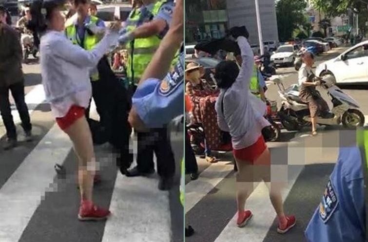 女子交警面前脱衣