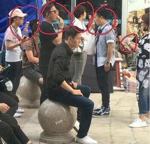 剧组工作人员都在吃冰激凌唯独他没有 陈伟霆一脸生无可恋