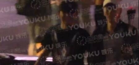 陈羽凡被狗仔跟拍 发飙：没丫白百何 我没有脏身