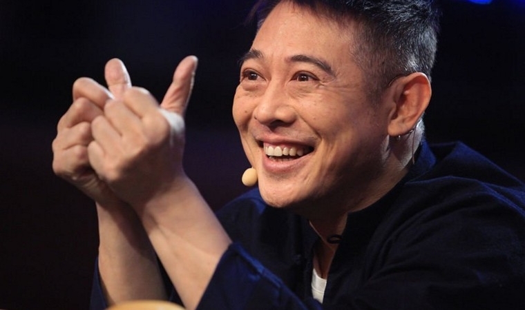 李连杰改国籍的原因是什么