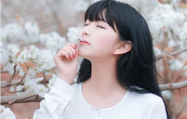 来例假就头疼怎么回事