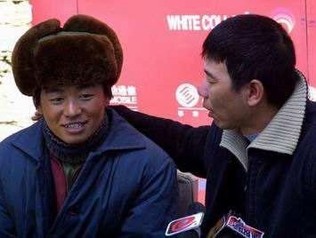 冯小刚深夜谈马蓉 13字回应引诸多猜想心疼王宝强