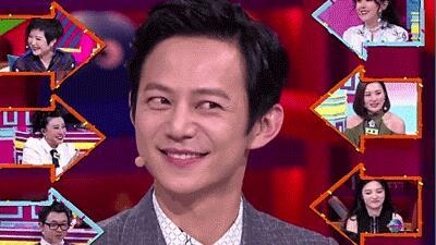  43岁何炅至今未婚未育 自曝最持久的一件事让人想歪了