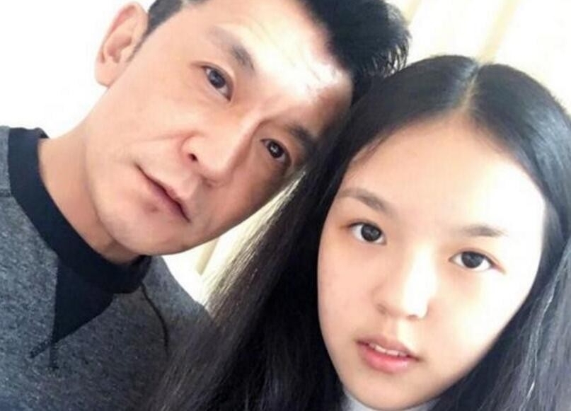 李咏女儿近照曝光