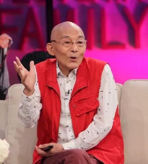 他大器晚成凭济公爆红被雪藏20年 如今84岁了老态尽显