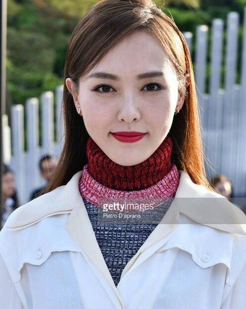 外媒无PS镜头下唐嫣范冰冰长这样 都输给了baby昔日闺蜜文咏珊