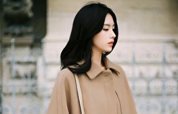 一吃饭就出汗是怎么回事