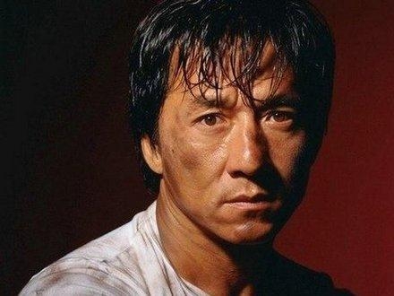 于正晒照夸关晓彤拍水下戏很敬业 摔伤的杨幂听了会沉默