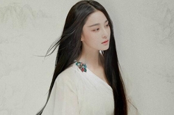 《思美人》张馨予山鬼造型 妖柔美艳