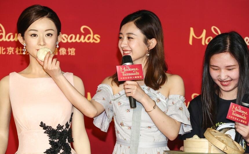 赵丽颖蜡像图片