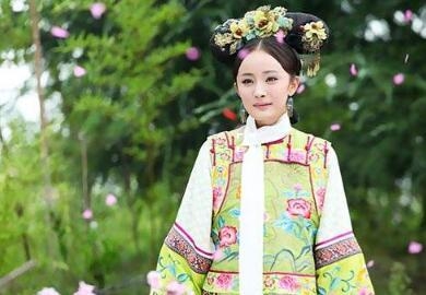 李杨被杨幂粉丝私信人身攻击辣眼睛 怒骂他们是流氓黑社会 