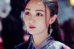 《择天记》曝姚笛“点水之吻”剧照