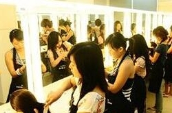 美容培训学校，排名依据什么来评定？