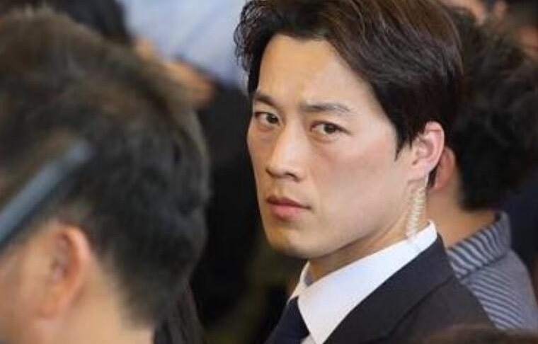 韩国总统保镖爆红
