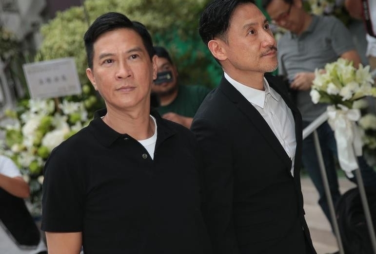 陈佩华病逝