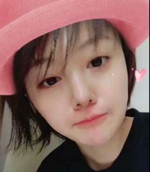 郑爽被问觉得自己的演技如何 她的回答满满都是套路机智100分