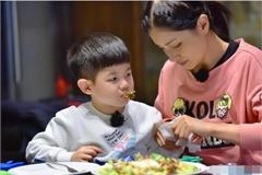 胡可曝安吉是赵丽颖迷弟 最爱追鱼传奇里的红绫