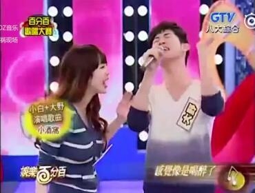 明星演唱车祸现场集锦笑疯网友 陈奕迅捡话筒汪峰失声跑调