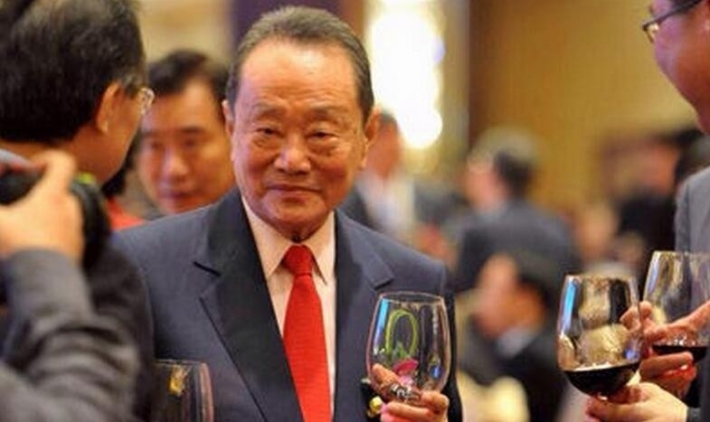 北京最大包租公爱国换来800亿身家