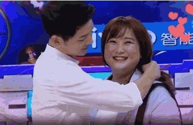 她才是公认的娱乐圈男神收割机 无论跟谁组CP都不会被骂