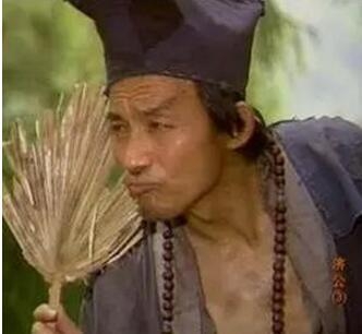 他大器晚成凭济公爆红被雪藏20年 如今84岁了老态尽显