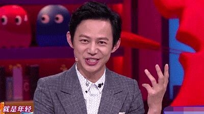  43岁何炅至今未婚未育 自曝最持久的一件事让人想歪了