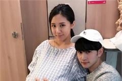 刘洲成盗妻子照片充当好爸爸痕迹明显 网友：你