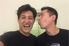 靳东胡歌9连拍变表情包穿的竟是情侣装 胡歌已在