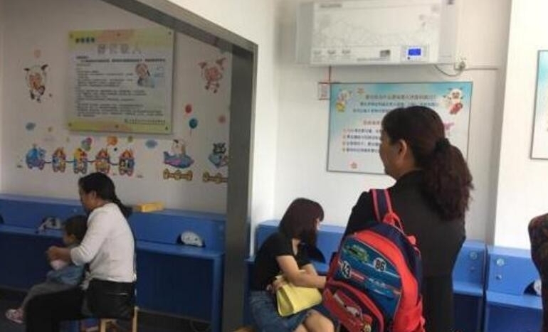 电扇吹脸一夜面瘫
