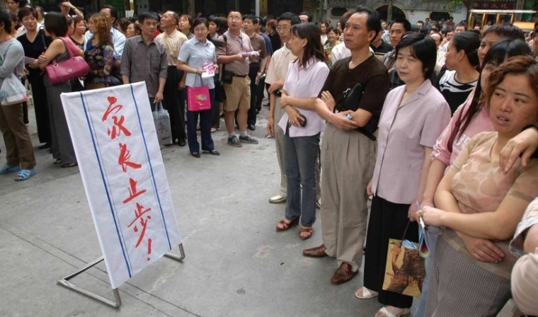 家长带人打老师