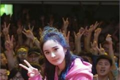 杨幂又变得有点不一样了 原来她在头部这个位置