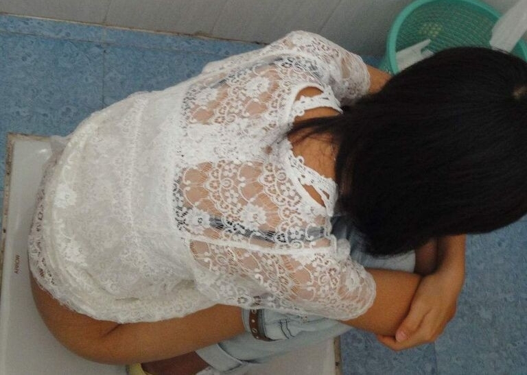 校学生会干部偷拍高校女生