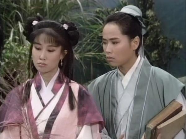 还记得新白娘子传奇的碧莲吗?她恋爱十几年没结婚 现身家过亿