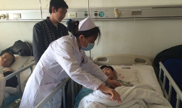 喝妻子给的牛奶昏迷