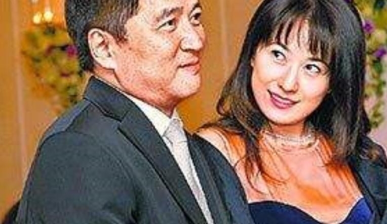 女星富商糟蹋后还净身出户