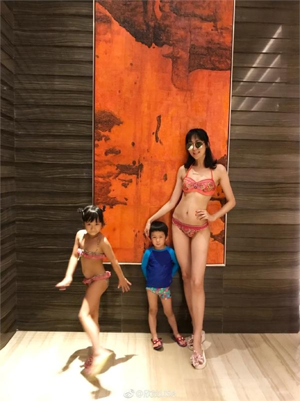 陈浩民娇妻5年4次剖腹竟没疤身材仍火辣 杨幂一胎肚脐就黑了